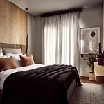 Apartament Monopolio Waterfront With Sea View, By Zantewize *