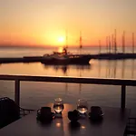 Monopolio Waterfront With Sea View, By Zantewize